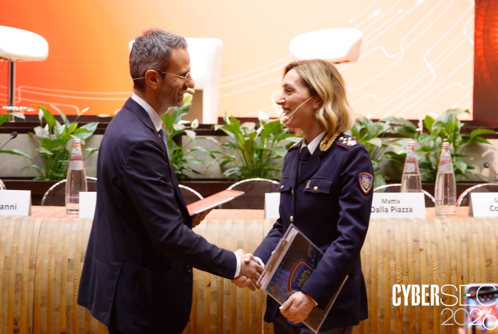 Luigi Garofalo, Direttore, Cybersecurity Italia e Roberta Mestichella, Vice Questore Polizia di Stato e Responsabile Relazioni Esterne e Comunicazione della Polizia Postale